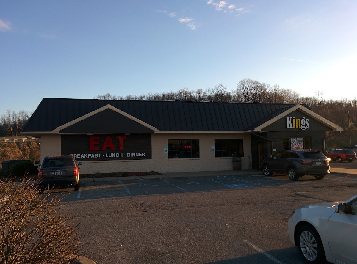 Kings Family Restaurants Photo 3
